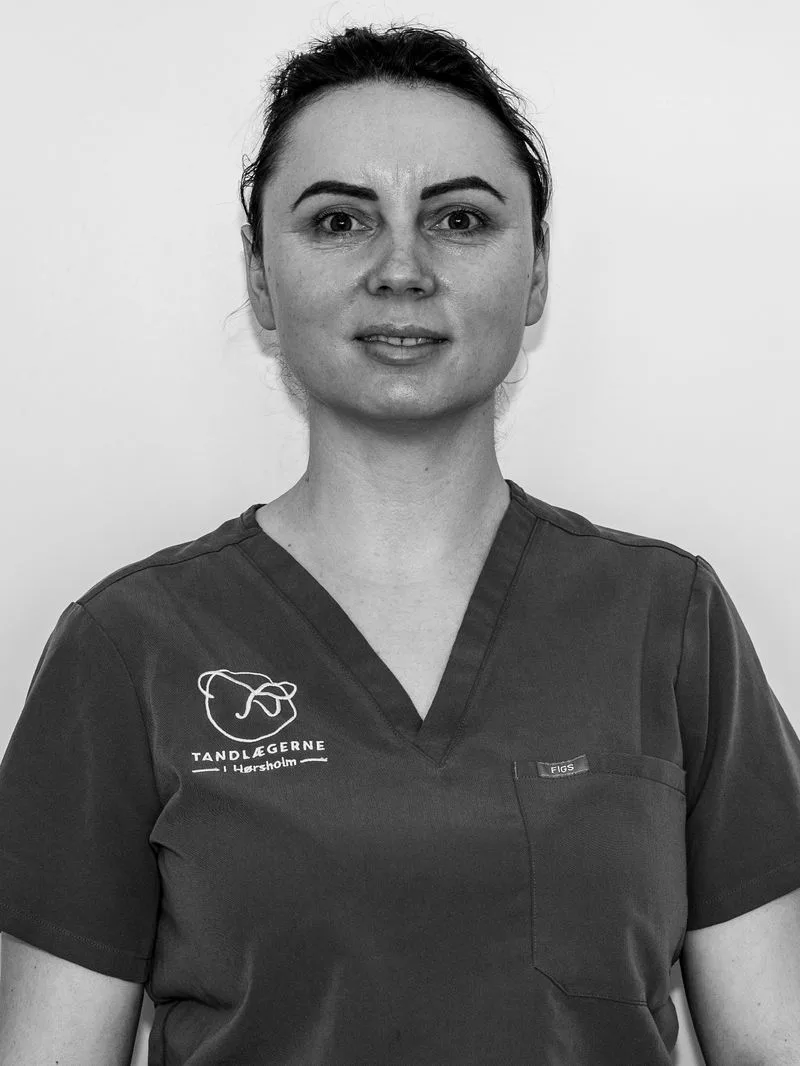 Abnora, klinikassistent hos Tandlægerne i Hørsholm